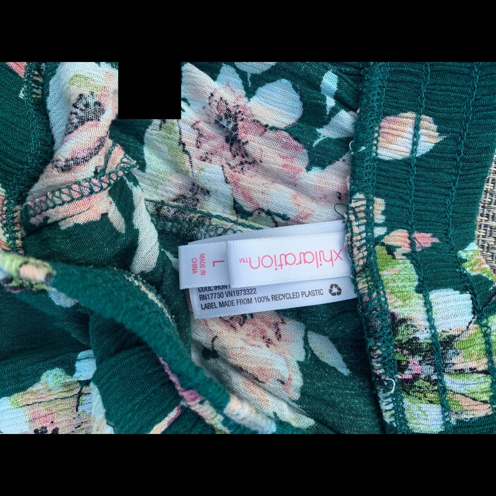 Patterned Flowy Pants - Picture 3 of 3